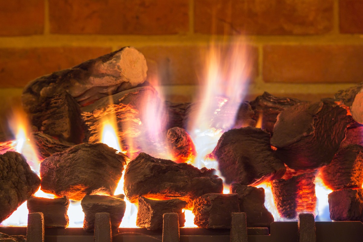 how-safe-are-gas-fireplaces-vancouver-installation